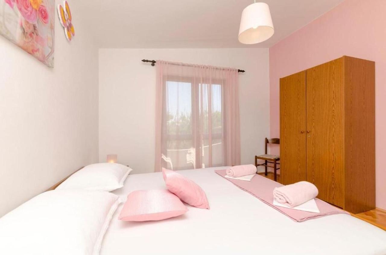 Apartments Spavalo 帕格 外观 照片